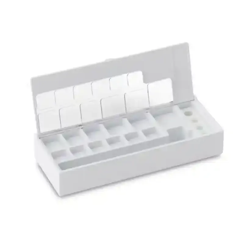 Plastic box
328-222-420