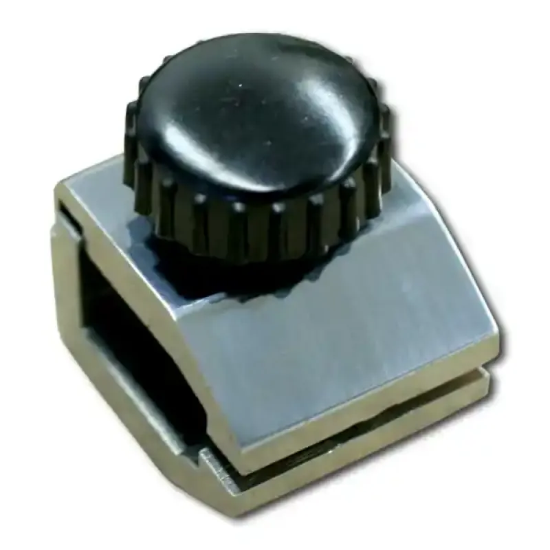 Screw tension clamp with jaws
AC 22