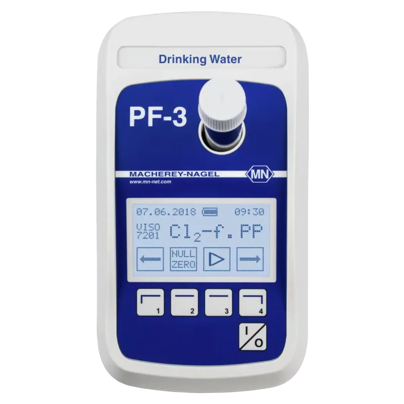 Photometer PF-3 Drinking Water for evaluation of VISOCOLOR ECO tests and NANOCOLOR tube tests (Cl2, pH, F-, Fe, ClO2) incl. manual, 3 batteries and certificate in a box